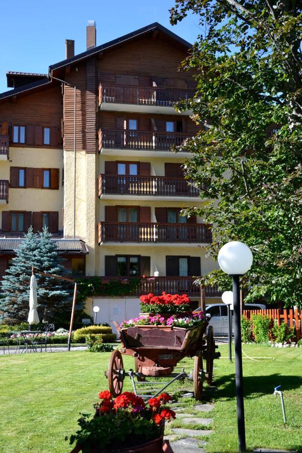 Hotel Bucaneve Бардонеккія Екстер'єр фото